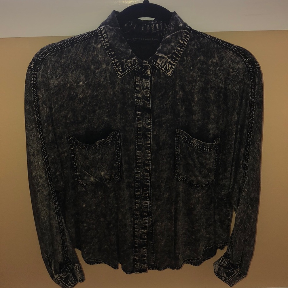 ACID WASH BUTTON DOWN TEE